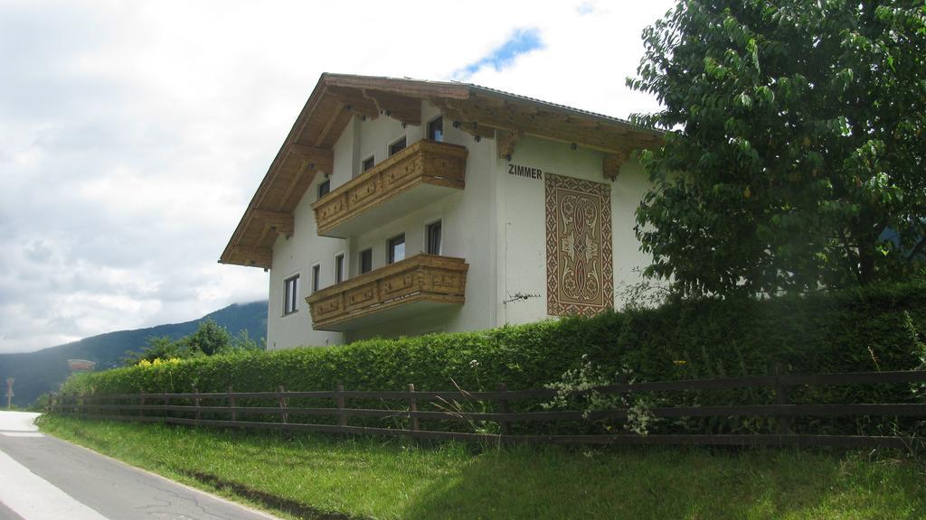 Gaestehaus Zum Steirischen Kuss Aich  Exterior foto