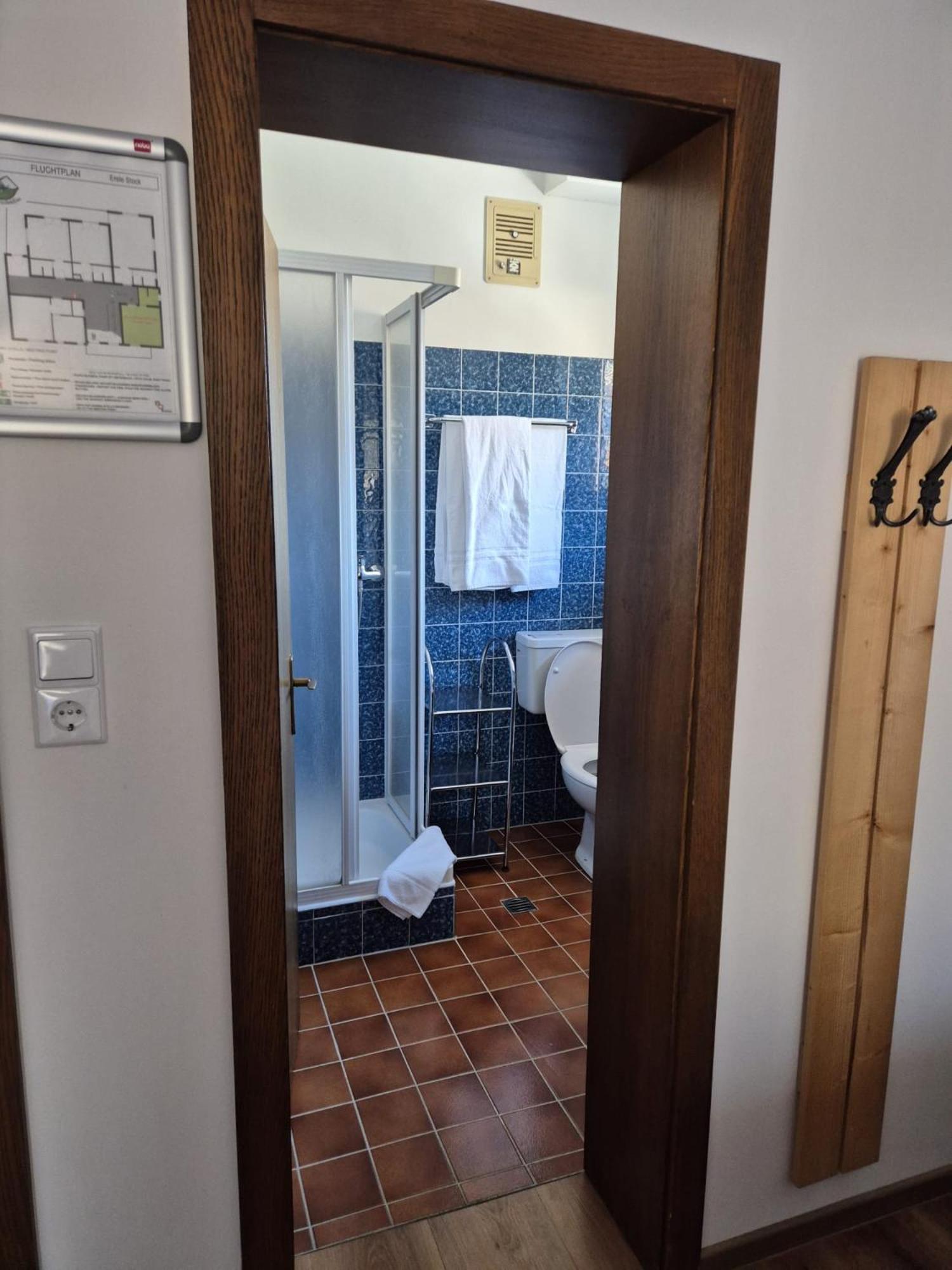 Gaestehaus Zum Steirischen Kuss Aich  Exterior foto