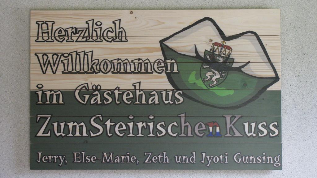 Gaestehaus Zum Steirischen Kuss Aich  Exterior foto